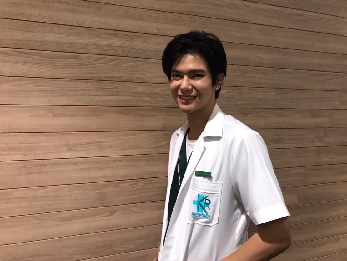t4nyadis's tweet photo. ฝากพี่หมออินทัช @Tanyadis_  ไว้ในอ้อมอกอ้อมใจทุกคนด้วยนะคะ           

#บวงสรวงMakeaWish
#ผมชื่อโกะครับ
#kograbmeko https://t.co/TMfiDbYo4s