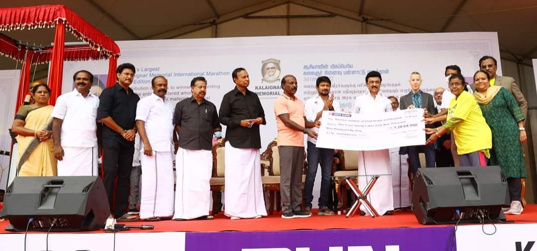 ThamizhachiTh's tweet photo. இன்று (07.08.2022), சென்னை - பெசன்ட் நகர், ஆல்காட் பள்ளி வளாகத்தில், முத்தமிழறிஞர் கலைஞர் அவர்களின் நினைவு நாளை முன்னிட்டு, சென்னை தெற்கு மாவட்டச் செயலாளர், மாண்புமிகு மருத்துவம் மற்றும் மக்கள் நல்வாழ்வுத் துறை அமைச்சர் @Subramanian_ma முன்னெடுப்பில் நடைபெற்ற, 
1/3 https://t.co/XuDHfwUiz5