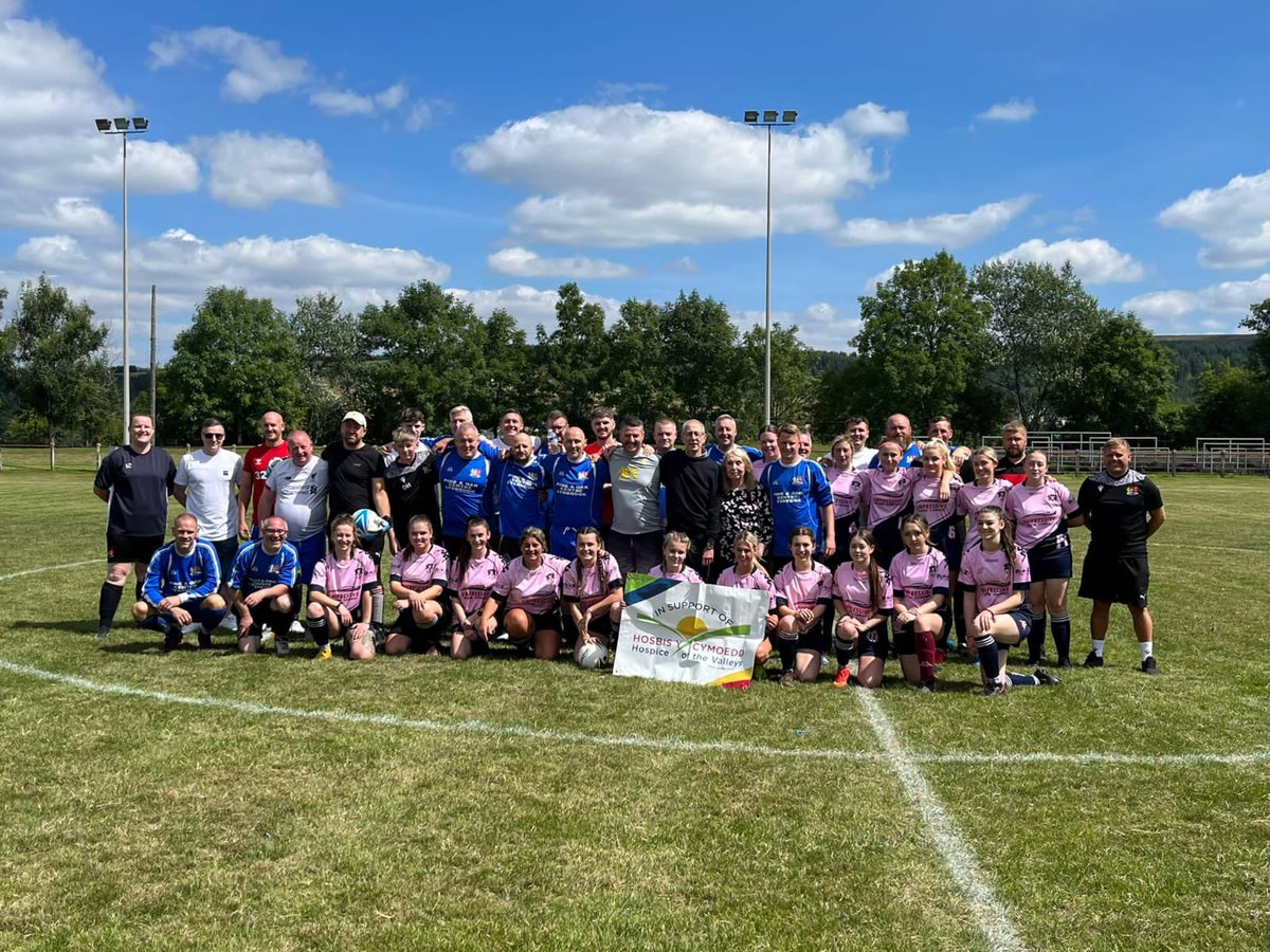 Big_Gee's tweet photo. Cracking day yesterday. Well done to @AFCTredGirls and good luck for the season https://t.co/YhGZWhYROo
