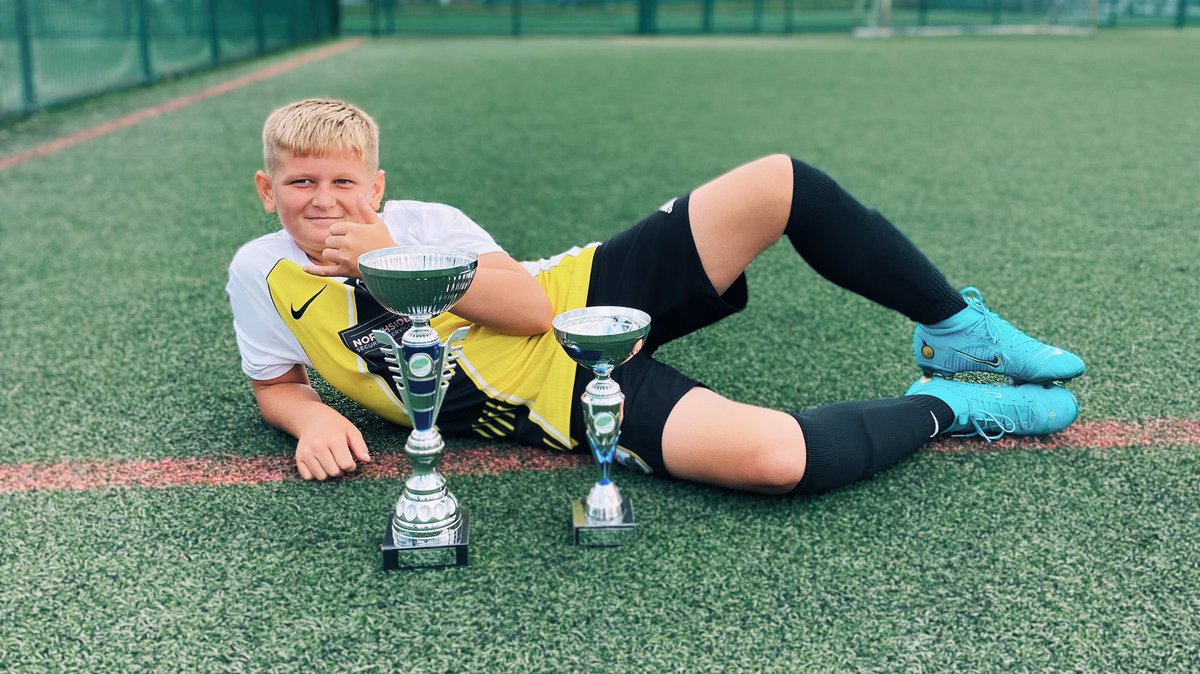 What a summer!!! 2 summer leagues won… well done boys 🏆🏆🙌🏻