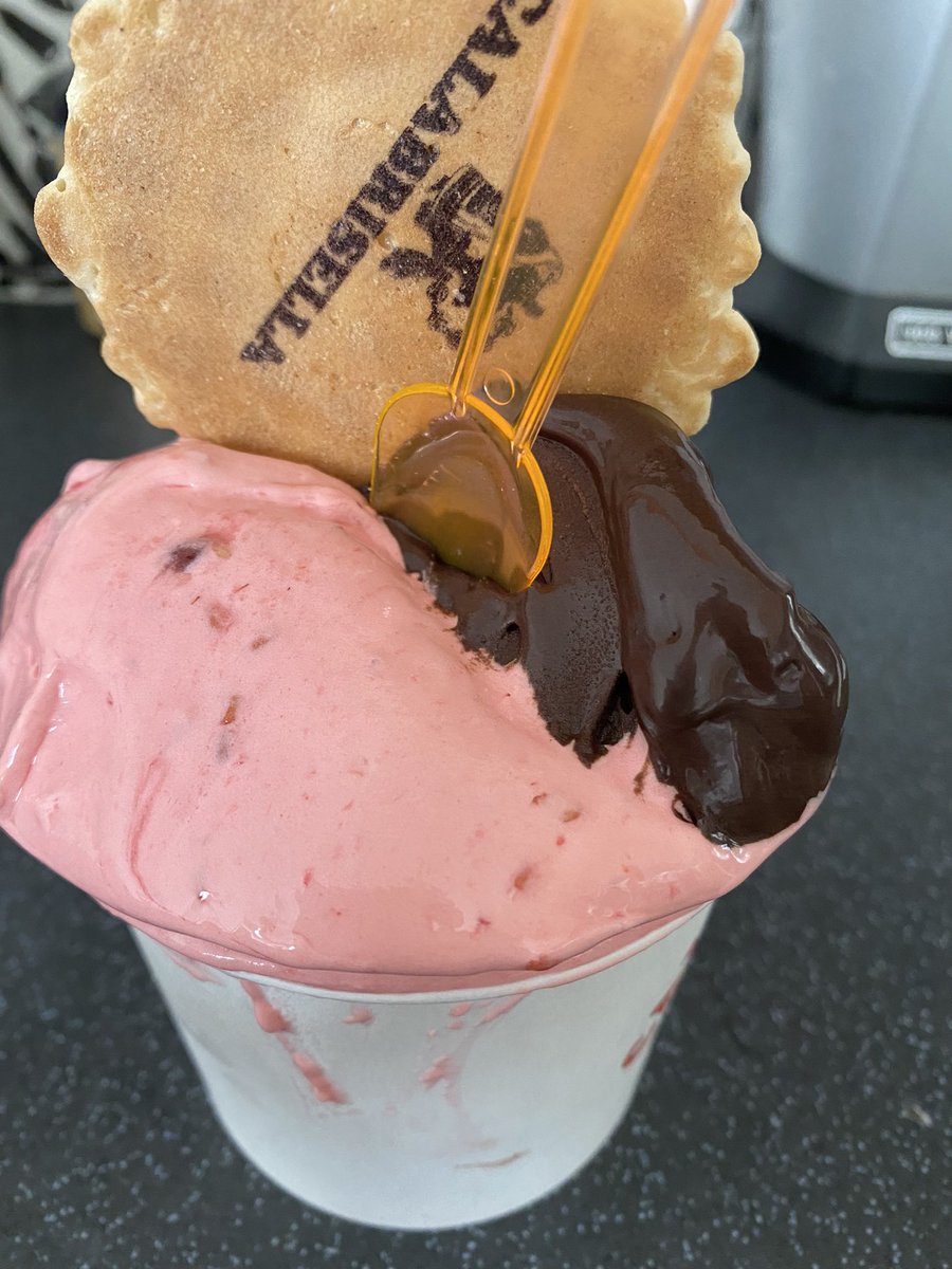 🍨 <a href="/Icecream_Calab/">Calabrisella Gelateria</a>