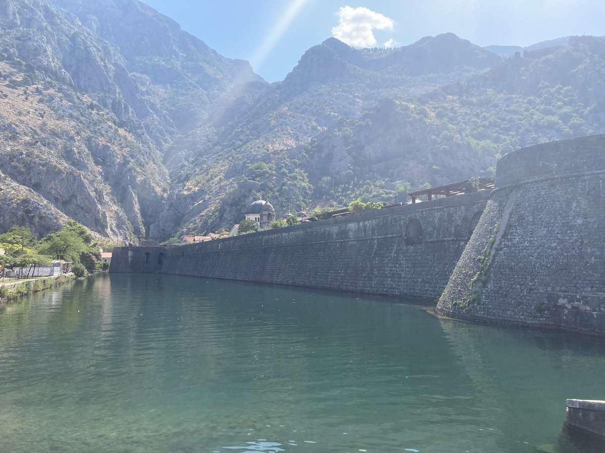 elvalucia2's tweet photo. Kotor  Montenegro, amazing place https://t.co/gLBVKnWFSy