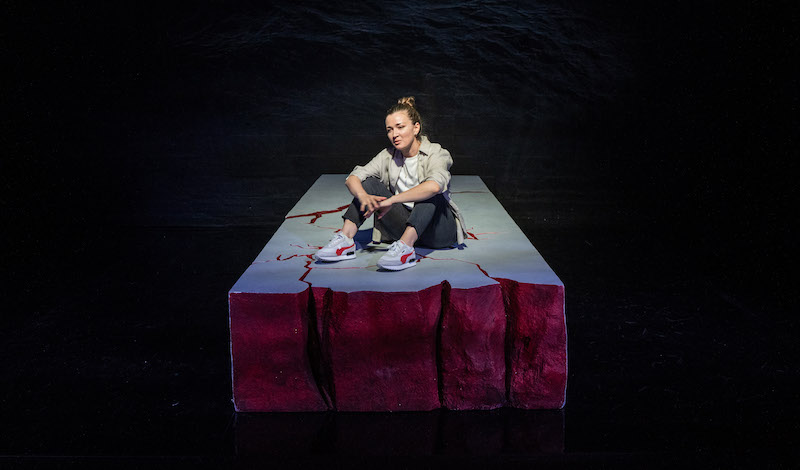 AllEdinTheatre's tweet image. EdFringe review #6 THIS IS PARADISE from @traversetheatre 🌟🌟🌟🌟☆ Heartbreakingly honest says @_suzanne_obrien 
alledinburghtheatre.com/this-is-paradi…
An emotionally taxing piece. At times a difficult watch but done with a delicacy and simplicity which allow the powerful words to shine.