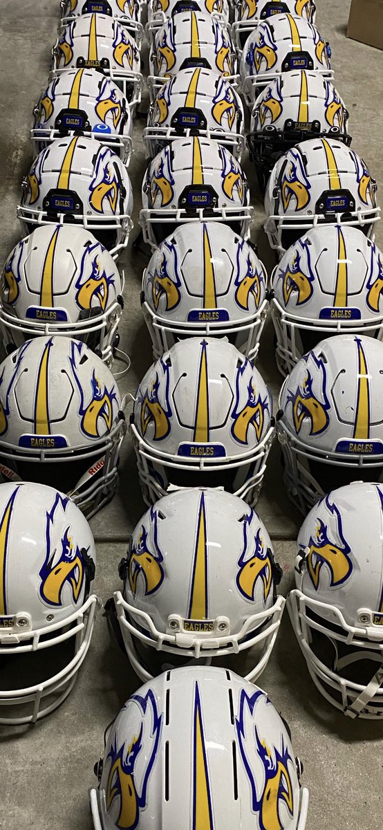 CoachAshWW's tweet photo. My guys finally got their decals. 12 days until game 1🙌🏽 https://t.co/rXdxoHsWQR