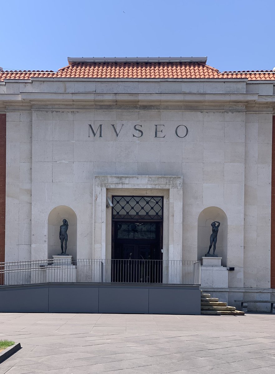 BlogHedonista's tweet photo. Visita imprescindible al Museo de Bellas Artes de Bilbao
Exposiciones actuales: BBKateak un cara a cara entre 2 artistas de diferentes épocas. Los carteles de Milton Glaser, el mural Guernica de Agustín Ibarrola y más
#visiteuskadi #visitbasquecountry #biziteuskadi #basqueroute https://t.co/XDHfDujVRd