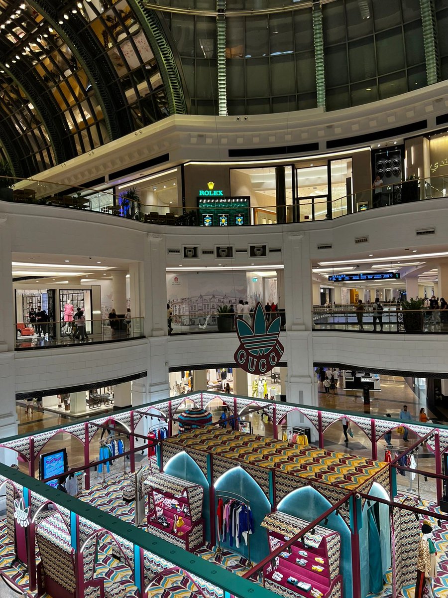 EratleAnAn's tweet photo. #Dubai Mall of the Emirates
Just pat it, the technology is not good, don't mind https://t.co/HwPvxCtqMr