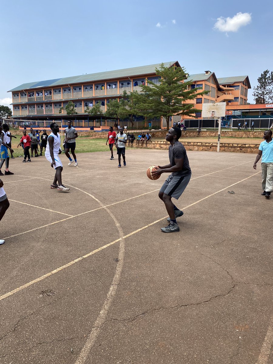 GHOSAUG's tweet photo. GHOSA Basketball team just won against the Greenhill Basketball team 54-36.

The game was highly contested and spirited with both teams fielding a lady on court at all times.

A big shoutout to the team captain @KennethKiapi and the entire team.

#GHOSAWeek2022 https://t.co/M8IPin1ivZ