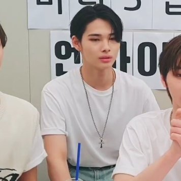NI_KIFMS's tweet photo. ni-ki in plain shirt >> https://t.co/n2aMe8SHNZ