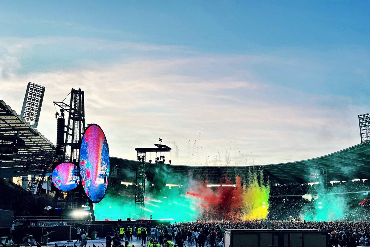 ColdplayCorner's tweet photo. [Live Review]
@coldplay @ Stade Roi Baudouin, Bruxelles, Belgique (06.08.2022)
👉 https://t.co/ymTXTx06pV
Setlist - Photos - Roadie#42 Blog - Vidéos
N'oubliez pas que vous pouvez nous envoyer vos photos via : info@coldplaycorner.com
#ColdplayBrussels #CPCRBXL https://t.co/ze8S5ROjSV