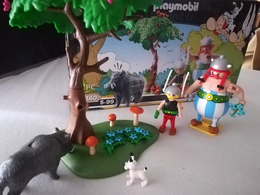 To celebrate our community friendship between <a href="/TeamBG_esports/">Team Bandit Gang</a> and <a href="/shupe_tv/">ShupeTV</a> I ordered a special gift for myself...I just couldn't resist 🤯🥳