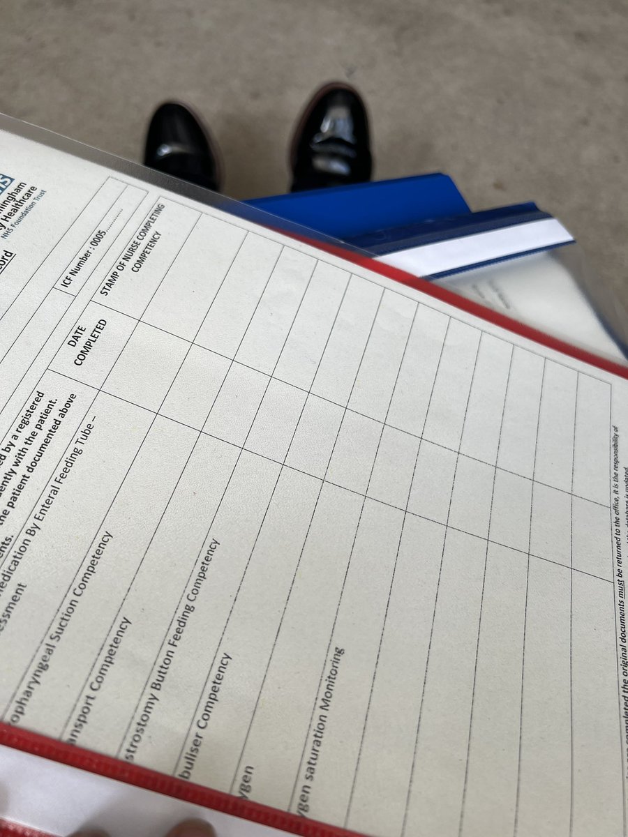 GamstonMelissa's tweet photo. Work work work! Let’s get these staff trained and confident in their skills and knowledge! #lovemyjob #competencies #complexcare @EmmaSM07 @rachel_arbi https://t.co/nV4FRePVdu