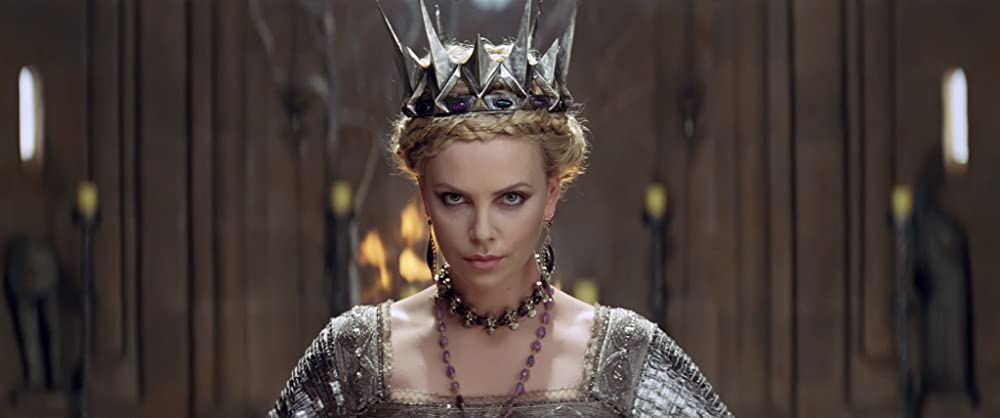 Happy birthday to the iconic <a href="/CharlizeAfrica/">Charlize Theron</a>! 👑 Which of her films deserves a rewatch?