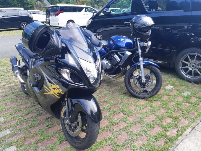 #8月になったのでフォロワーさんに自己紹介しようぜ

バイクと車楽しみつつ絵描いてるアカウント 