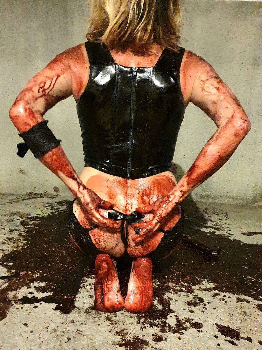 thousand_faced's tweet photo. Day 7.
The Thousand-days Project: Discipline
Theme of the month: Night
Week theme: Bloodart
 #night #thousandaysproject #day7 #discipline #thousandfaced https://t.co/eswEJ1Hxqg