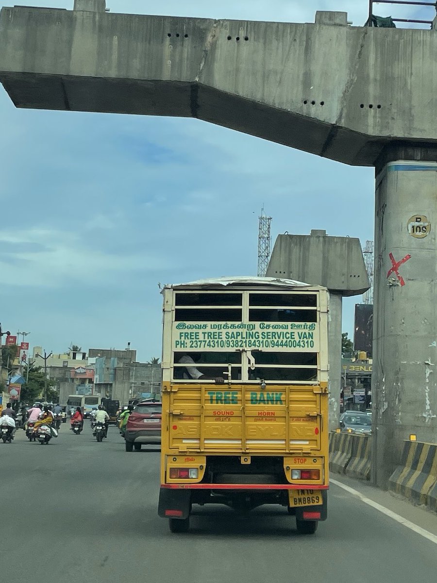 DhivCM's tweet photo. Spotted this in Maduravoyal. Free Tree Service Van.
#TreeBank இலவச மரக்கன்று சேவை ஊர்தி. #Chennai https://t.co/rQioKDXQYH