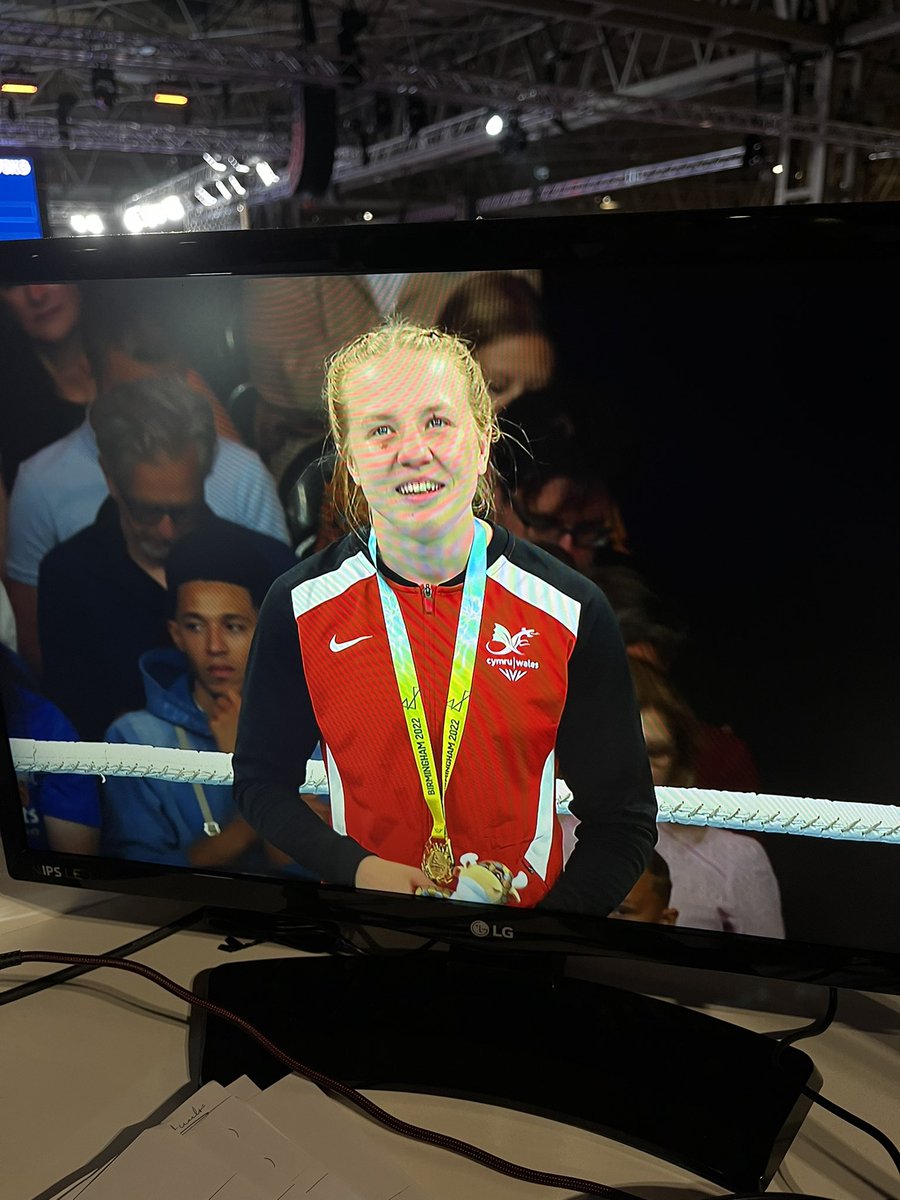 Barry Jones tweet media