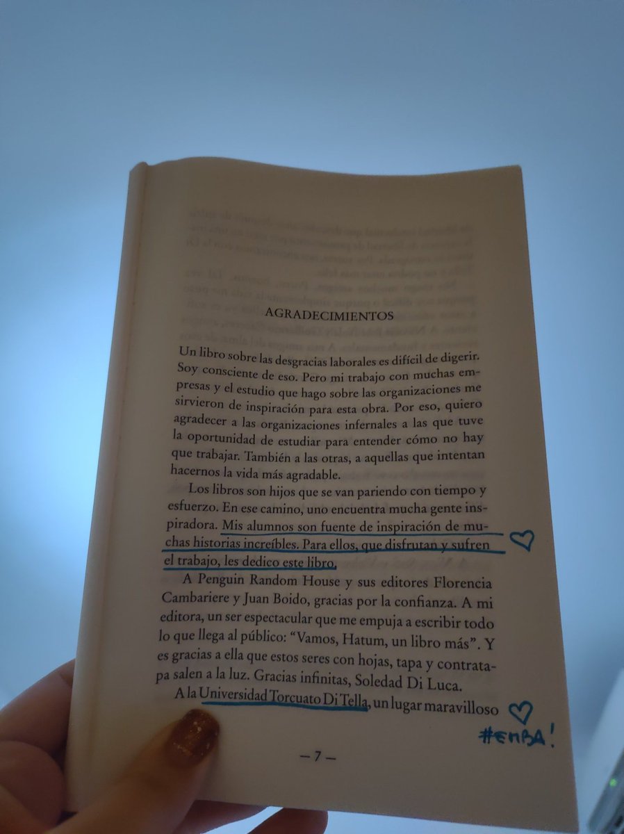 mariapaulagrana's tweet photo. Cuando un profesor te sigue enseñando, aunque ya no sea tu profe... así se es un verdadero docente!!! 😌
Empecé a leerlo, y viene muy bien! 👏👏👏 Felicitaciones @ahatum!
#EMBA19 #ExAlumnos @utditella
Donde comprarlo? Acá: https://t.co/UeUFWGXxp9 https://t.co/t3u8EnRtVW
