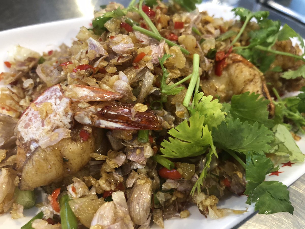 tthanomnua's tweet photo. ทานข้าวกันครับ … :)
#PraMNG #BarNCafe #Cafe #Bar #ร้านช่าง https://t.co/lV4aLrZDFn