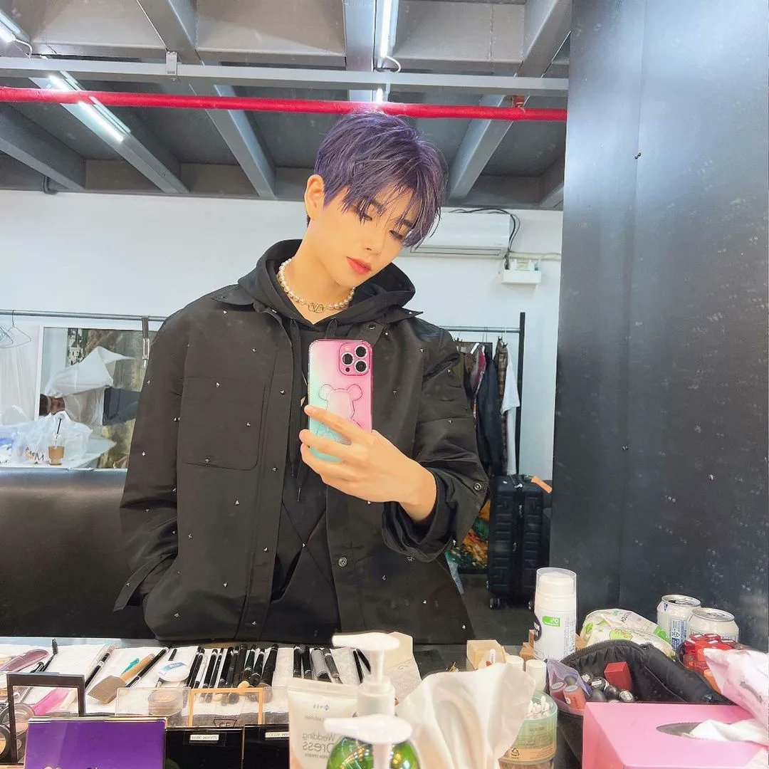 astromjph's tweet photo. 08062022
#ASTRO #MJ Instagram update

CAPTION:
 그립다💜 

ENG:
I Miss you 💜

🔗 https://t.co/yOskuQWycb

#아스트로 | #ASTRO | #엠제이 | #MJ 
@offclASTRO @jp_offclastro https://t.co/Zga6oul8Ap