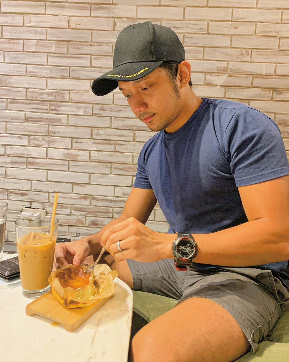 romanster23's tweet photo. masarap sya!!! 🥹❤️💕
#cocolatte #BasqueburntCheesecake https://t.co/rd2BNByc9T