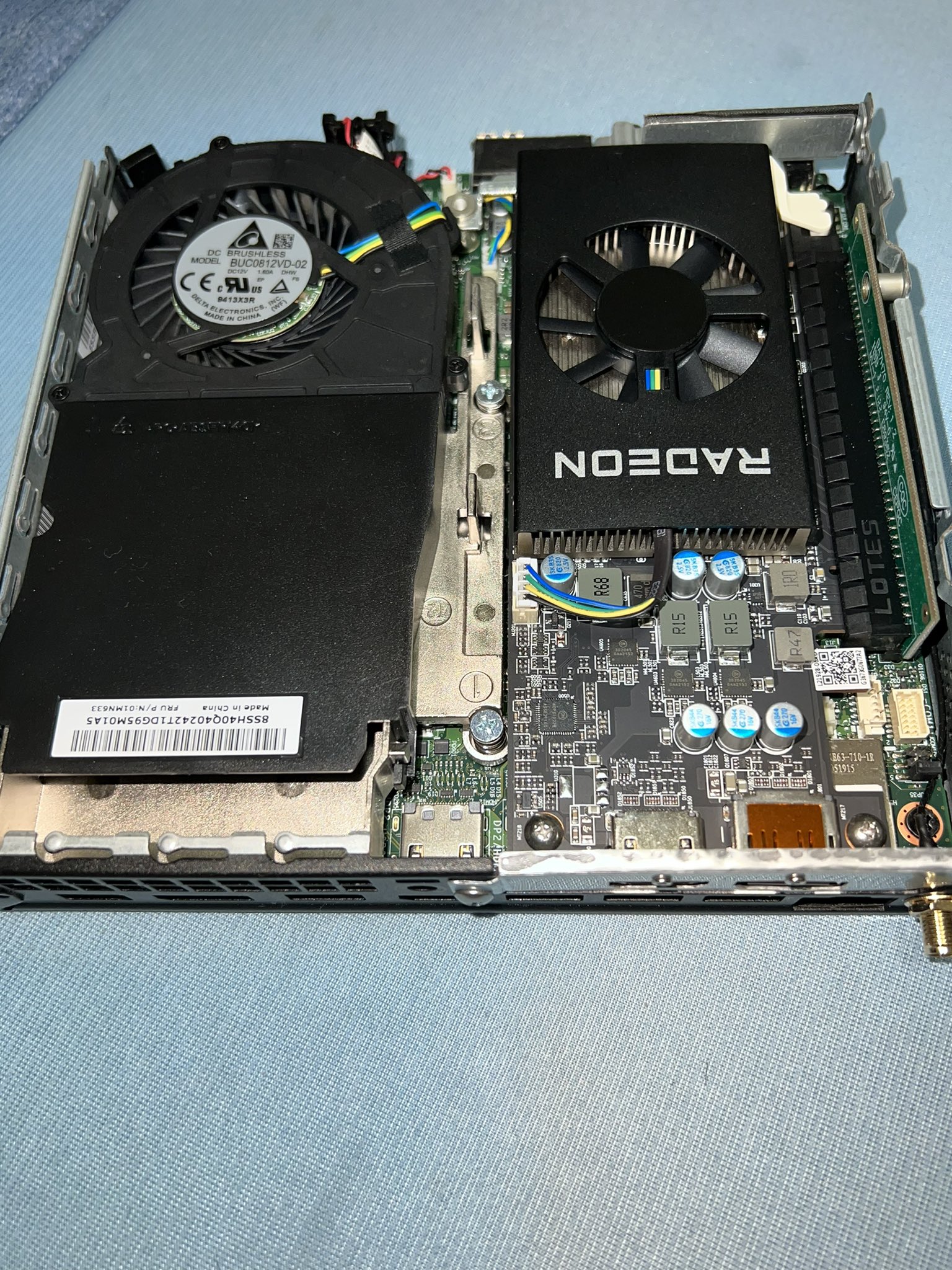 Lenovo ThinkCentre M720q グラボ増設済み Lenovo ThinkCentre M720q