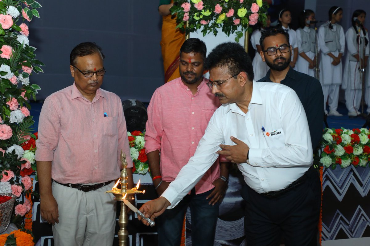 sanjaysinhaPat's tweet photo. 92nd Birth Anniversary of Babuji ‘Shri. O.P. Jindal’ observed at JSP, Patratu. Paid tribute, showcased photo gallery and organised social and cultural program to commemorate the day.
#RememberingBauji @JSPLCorporate @MPNaveenJindal https://t.co/fQPmSL4diT