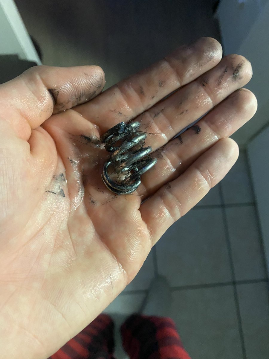 Jeff Gallan (@lloydzzelite) on Twitter photo After my laps I decided I should take my pedals apart for some cleaning. To then find out and not realizing I’ve actually been driving on a broken brake for months now 😒 After my laps I decided I should take my pedals apart for some cleaning. To then find out and not realizing I’ve actually been driving on a broken brake for months now 😒
