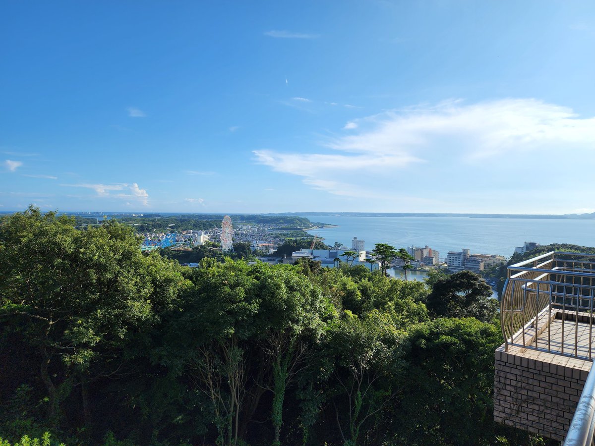 in23628059's tweet photo. 舘山寺の大草山で星空観察会
14日まで晴れていれば毎日。
19:00〜21:00
700円、小学生以下500円。
駐車場無料
山頂のKAReN ＨaMaNaKoエントランス
予約不要
曇天雨天中止

#舘山寺温泉
#大草山
#舘山寺ロープウェイ
#浜名湖
#しずほし
#ぬくもりの星
#ぬくもりの森 https://t.co/V8H2X3WSSC