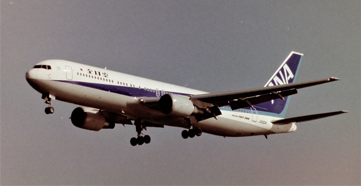 ja819061's tweet photo. #全日空 #Boeing767-381 #JA601A https://t.co/1cf6Hzj016