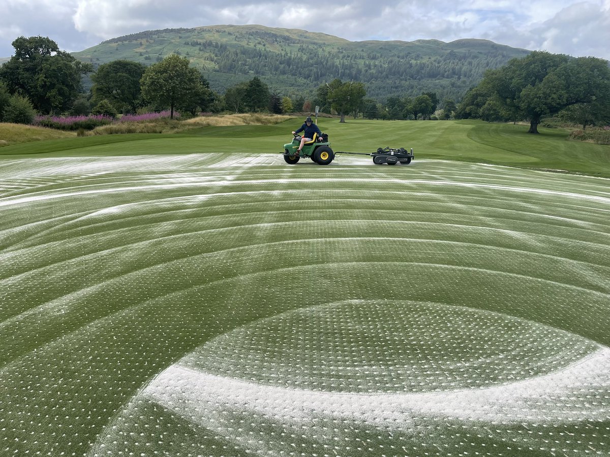 davidcoleinone's tweet photo. Greens renovation time. Deep scarify @ 8mm deep, dryject @ 150mm deep, sand topdress, solid tine and brush. A couple of long days. Thank you to all the LL team and dryject team. https://t.co/dWDdS6IONw