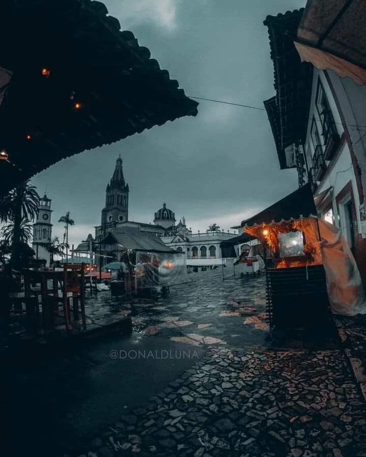 turisteandopueb's tweet photo. Pueblo mágico de Cuetzalan del Progreso Puebla https://t.co/HIZougYnON