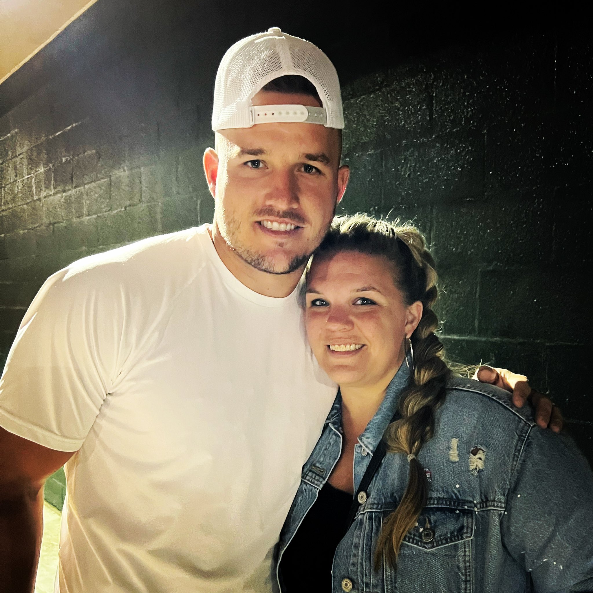 Mike Trout Girlfriend