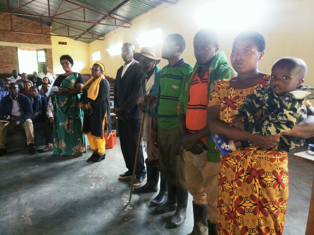 rushaki_sector's tweet photo. Rushaki Sustenable Development Initiative biyemeje kugira uruhare mu gukemura ibibazo bibangamoye imibereho myiza y'Abaturage @rushaki_sector @GicumbiDistrict https://t.co/qyh9lzPYi2