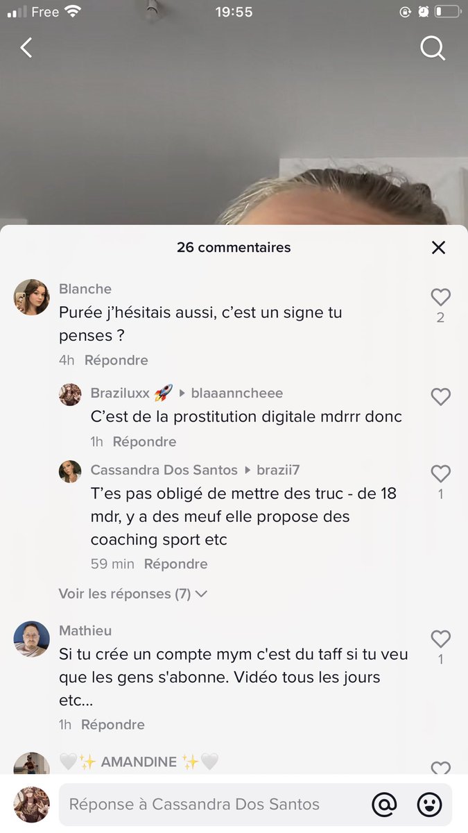 Braziluxx's tweet photo. Donc y’a des gens qui croient que OF c’est YouTube ou quoi? Que d’la prostitution ça change pas https://t.co/JqihrhZXSr
