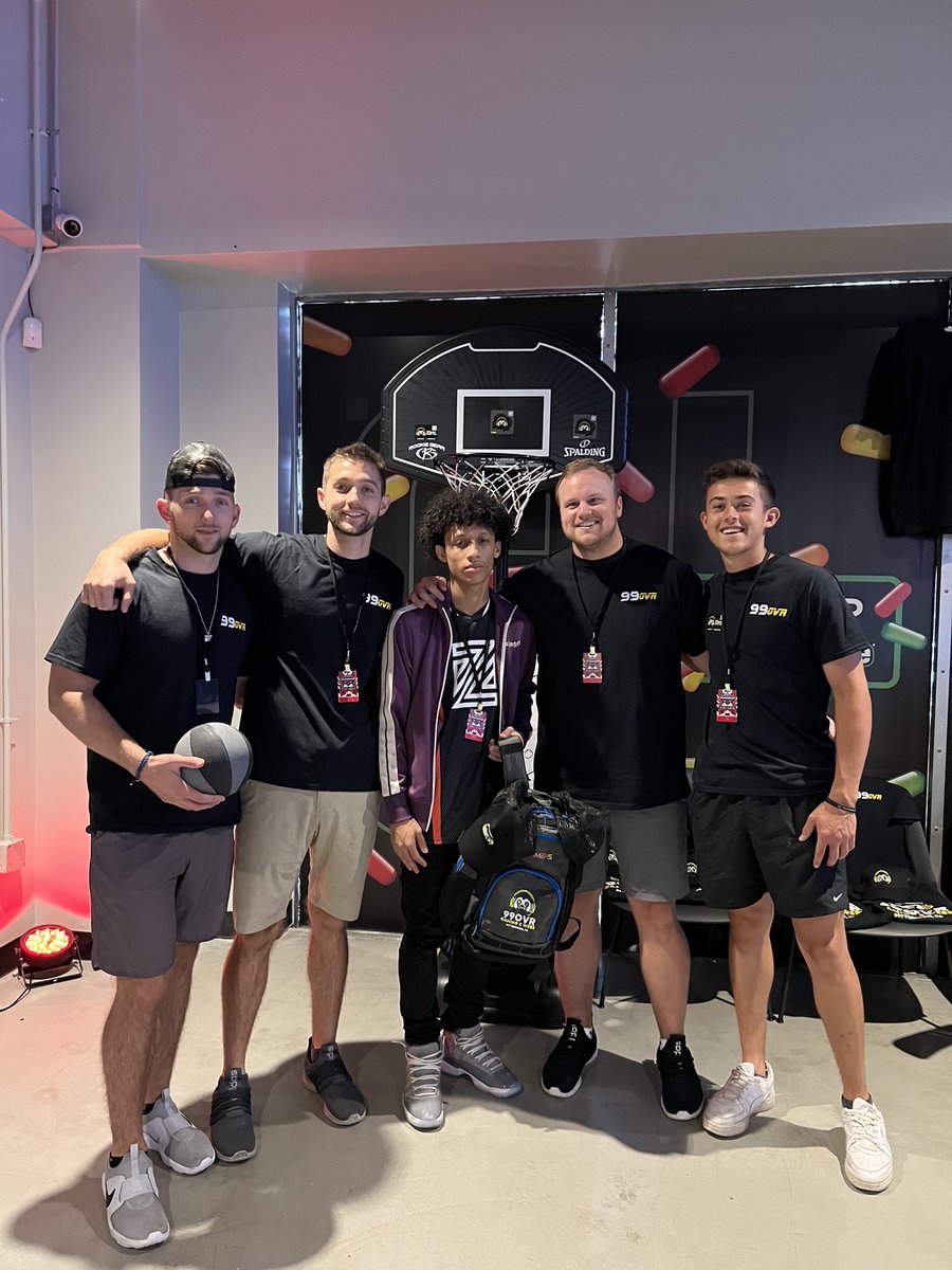 99ovrGamerBox's tweet photo. Congratulations to @Jb2k__  on winning Saturday’s shooting contest 🔥

His 27 points still stand as the all time record!

#UPAworlds https://t.co/ttz4NqC41R