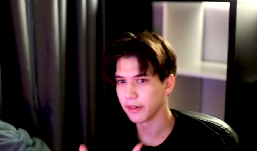 notjustliv's tweet photo. Thank you for streaming today @benjaminbrasier 🤍 Hope you'll have a great night and a nice sleep even after playing MADiSON 😂 Have a great day tomorrow and good luck with your moving 🤍 Take care 🥰

#PlayWithBen
#BBen
#Benpack https://t.co/wAbXIdIkjy