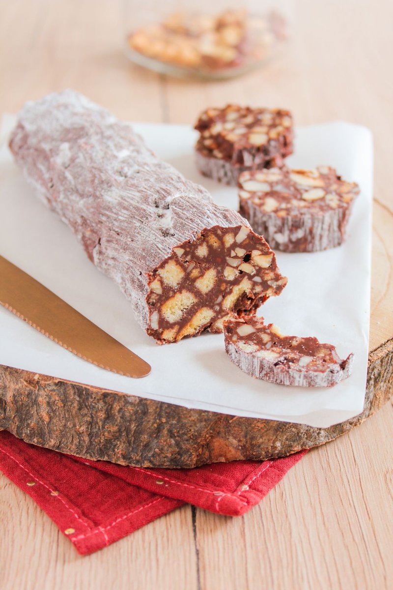 cofooders's tweet photo. #Recette via @CCF_Le_Blog Saucisson au Chocolat, Fruits secs & Petits Beurre {Sans œuf} 👉https://t.co/ibMrCL6CTd #chocolat #fruit #gouter #mardiconseil #recetteoriginale #gout #cuisiner https://t.co/0dpvoJfHkb