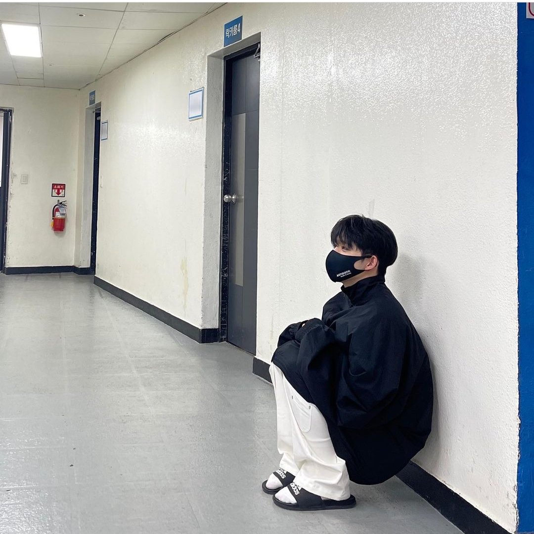 2oo7_yoon's tweet photo. #돌고돌아_다시_찾아온_승철이의계절
#CheersForScoupsDay
#to_scoups
@pledis_17
우리의 에스쿱스
사랑하는 에스쿱스
오늘은 일년에 한 번 특별한 날입니다.
지금부터 시작되는 월드투어, 전력으로 열심히 해 주세요🔥
멋진 한 해 주세요. https://t.co/3hdEu714MU