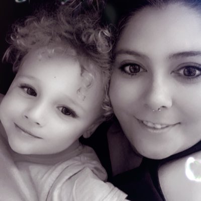 GrangeCarissa's tweet photo. #NewProfilePic https://t.co/25TolpLNUK