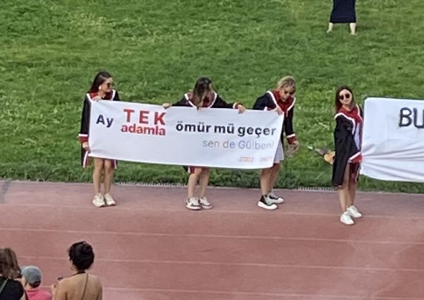 Benim Bozkurt yurdumda bu pis zihniyetin işi ne 😡 Allah sizi ıslah etsin olmuosanız kahretsin ş*r*fsizler