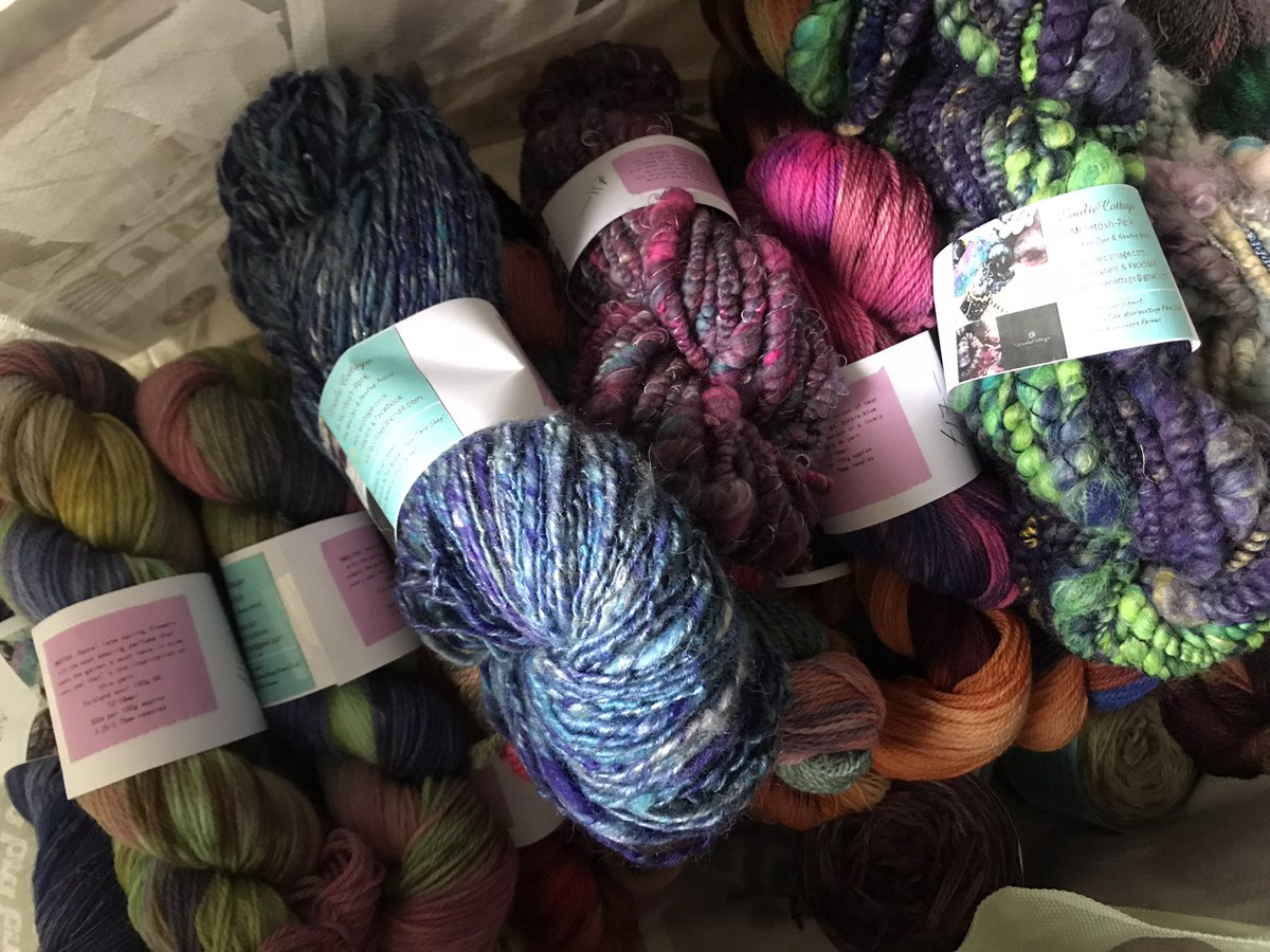 WoolieCottage's tweet photo. Horrid out overcast and muggy so skulking up in my workshop labelling and pricing all my stock I haven’t got to the Art batts yet or the Art fibres sets to put together as well still got batts to blend for listing Monday. How’s your Sunday?#woolhour #wooldyers #handspinner #weave https://t.co/8uJHUqR7qy