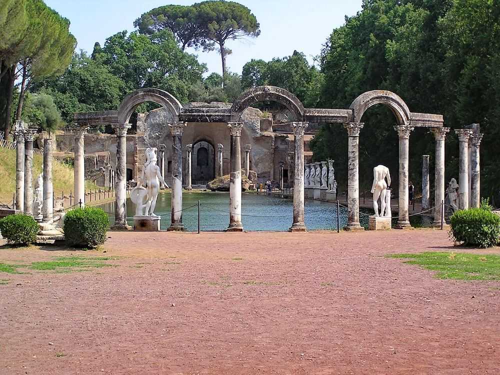 CasaLettori's tweet photo. La splendida villa Adriana risalente al II secolo d.C., si trova nella graziosa città di Tivoli, dista circa 30 km dalla Capitale.

#SitiUnesco a #CasaLettori https://t.co/aUxr1HaKXa