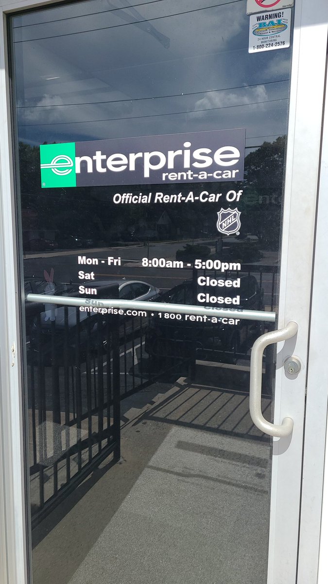 sobolol's tweet photo. @Enterprise has no customer service. We are now stranded and 15 calls and three days later no resolution. Literally stuck at a location they sent us to #ruinedourvacation https://t.co/xgVBtTSomR