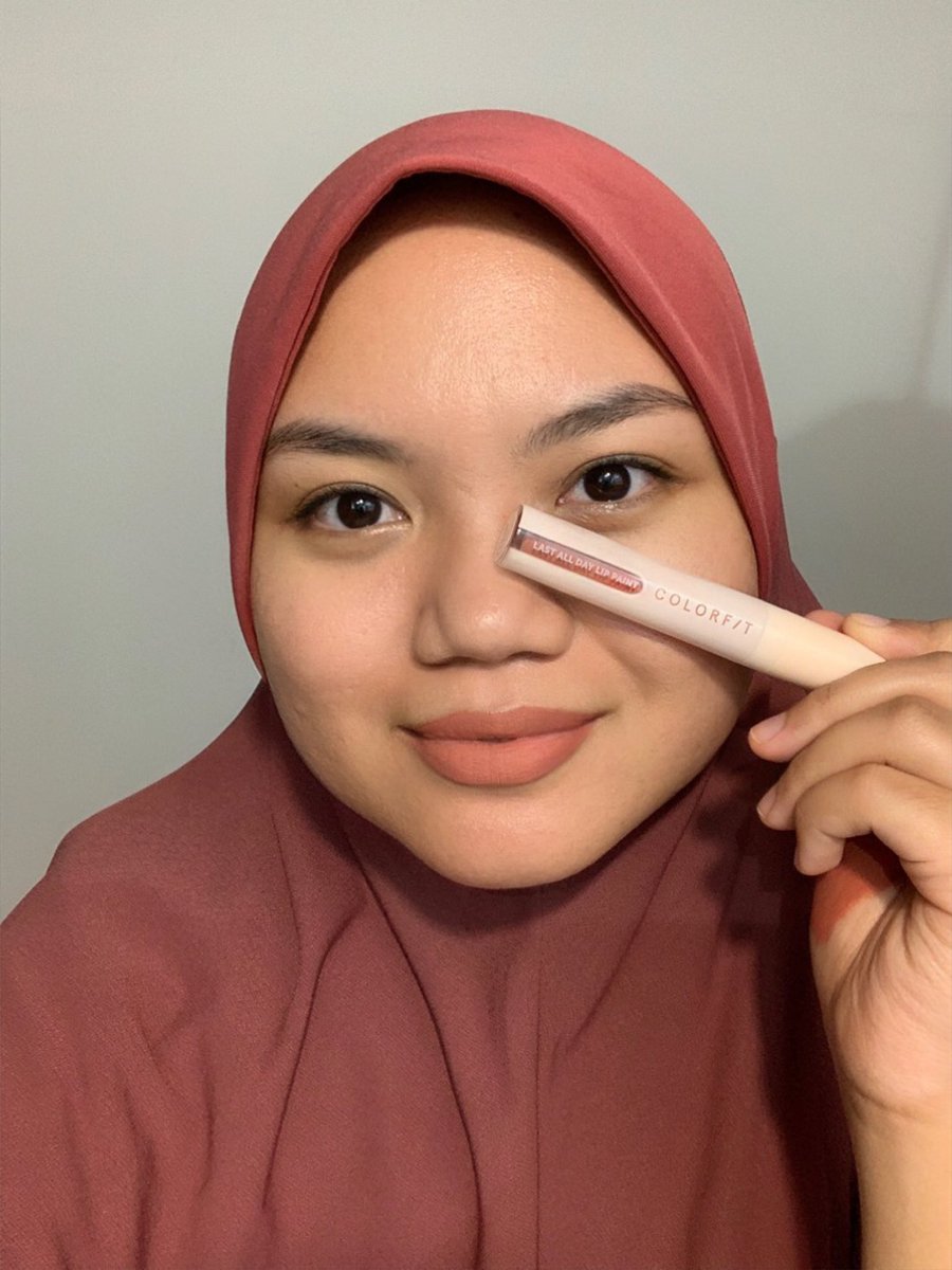 I found the BEST &amp; CUTEST peachy orange-brown shade utk “anyday” wear‼️ Cantik sangatttt! I main amik je sbb another shade from Wardah yg I nak oos. Tak sangka backup shade cantik camni sekali 😭✨