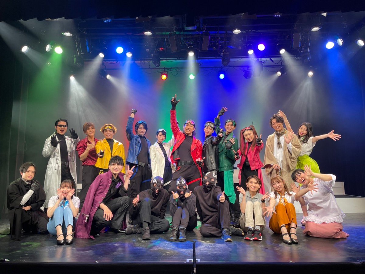 wako__0312's tweet photo. #ライブレンジャー
無事終演いたしました！！

全公演すっごくすっごく楽しくて、夢のような時間でした💭

最後に姉さんたちがぎゅってしてくれて、ちょっと泣いちゃったのはここだけのお話。

たくさんの応援をありがとうござ��ました✨☃️

B班　小野田冬里 https://t.co/jp61Rppa2p