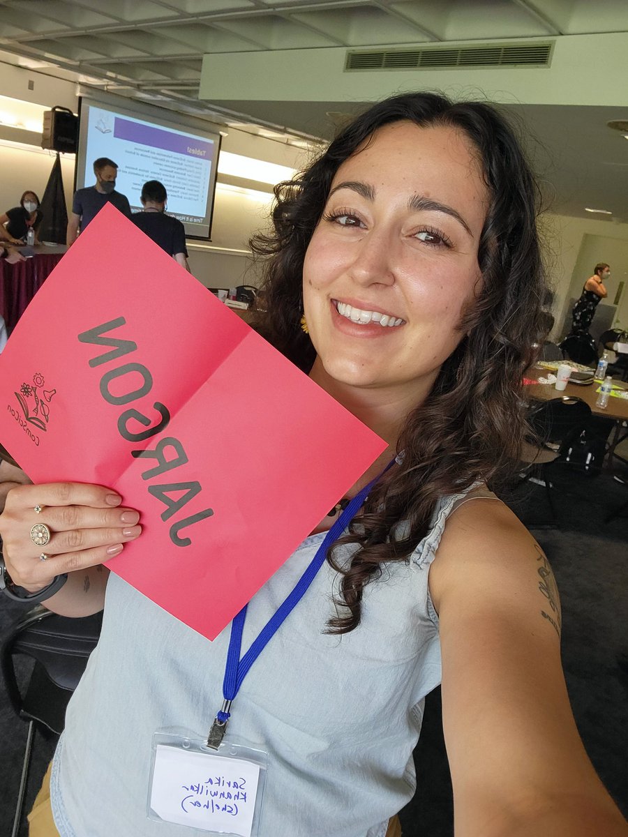4thewildtiger's tweet photo. Imagine I bring this to your next talk in lab or at the department πππ such a fun way for live feedback at #comscicon22 . BTW, we did have "awesome" signs which were much more used and and bright green (a happy color!) https://t.co/CCcuGMNkAJ