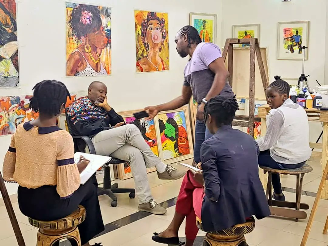 obinwaegbe's tweet photo. The Studio workshop session on Wednesday was an awesome experience. 

- Obi Nwaegbe, 06.08.22

#artstier #artweek #chinedufelixosuchukwu https://t.co/uGufTYcHa4 https://t.co/YTnMLopGvc