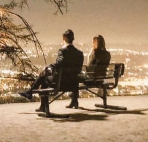 Jennife90773314's tweet photo. No matter what decisions they make, they will always meet again.
Soul mates ♡♡
#Deckestar #Lucifer
#LuciferNetflix #lucifermorningstar https://t.co/e7JTaiVUJw