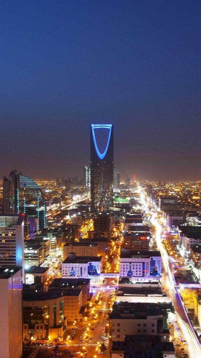 SaudiSimps's tweet image. 🇸🇦🇸🇦🇸🇦🇸🇦🇸🇦
Lets all take a moment to appreciate the beautiful streets of Saudi Arabia

#NFTs #saudiarabia