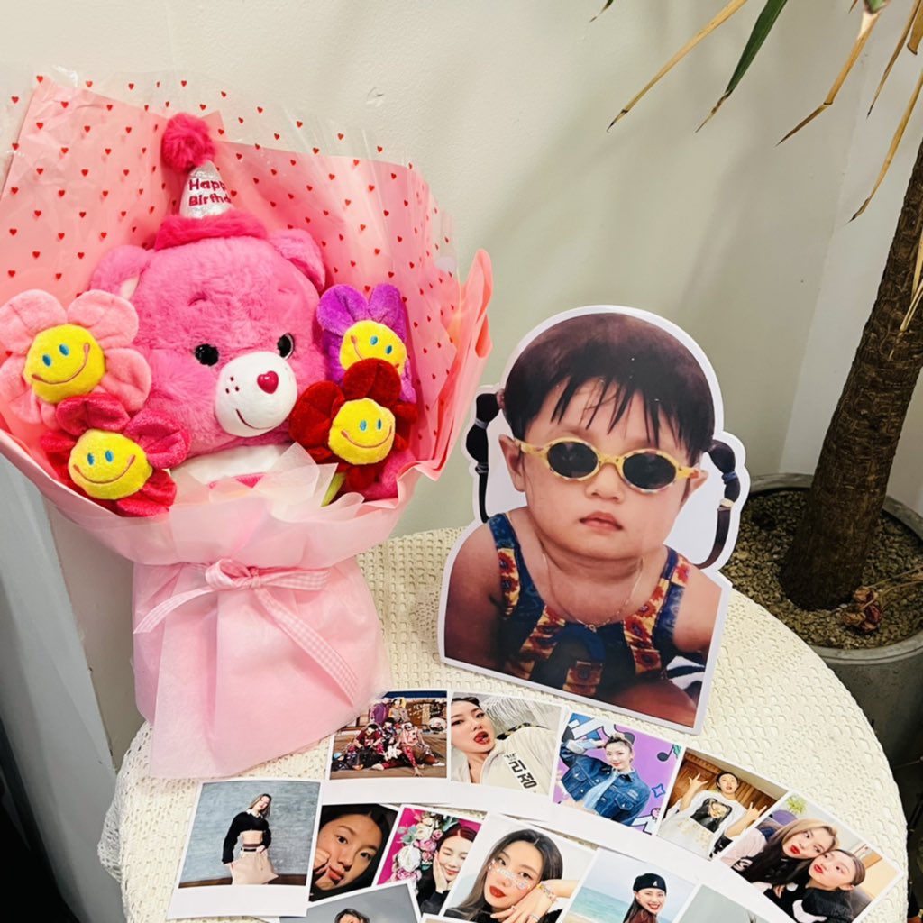 buyepwk's tweet photo. 생일미리추카츄😉🫶

#맞아요_오늘_리정이_생일이에요
#리정이와_함께_보내는_여름

#리정 #leejung #happy_leejung_day https://t.co/nixxiaRf1M